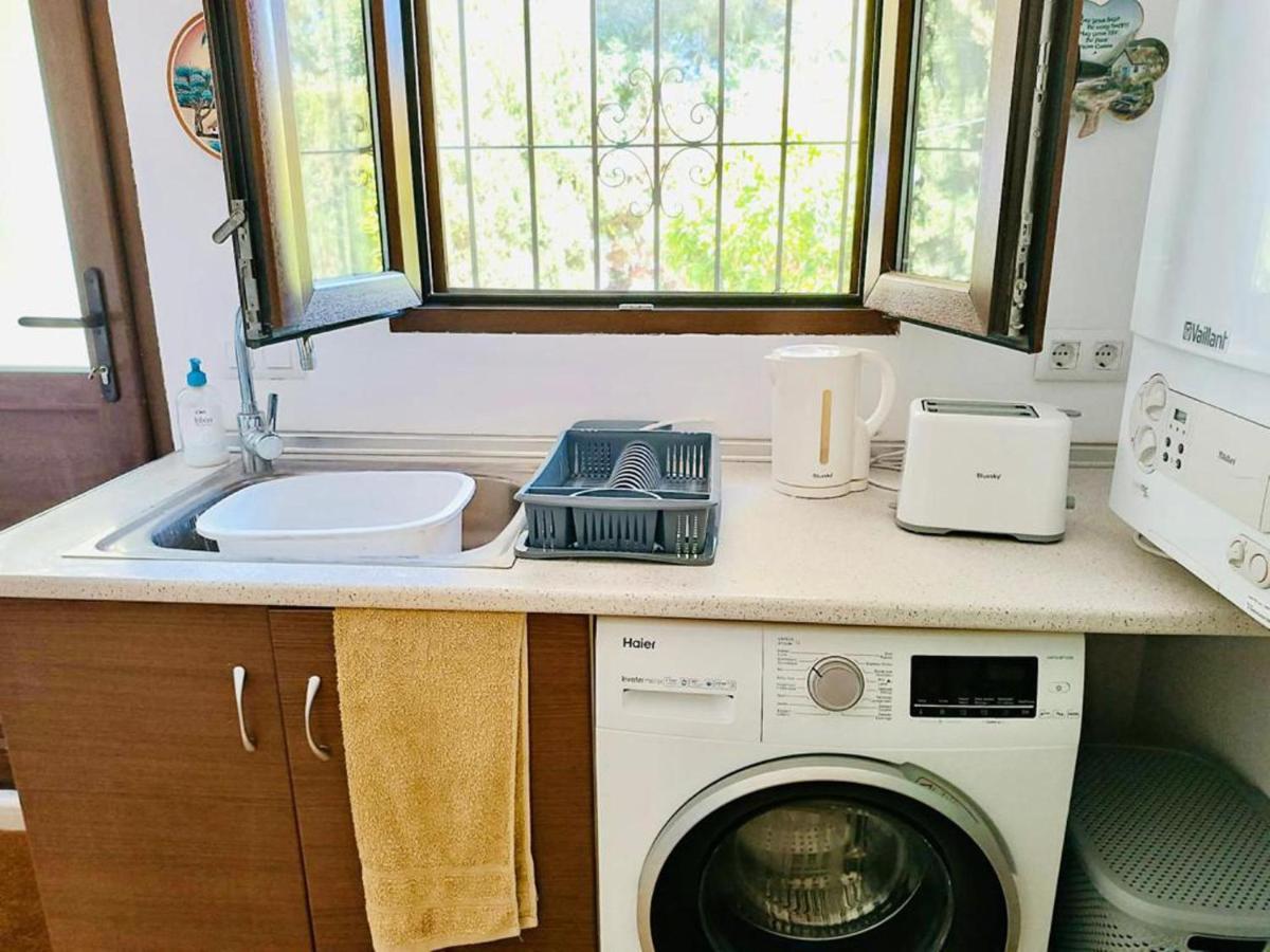 1-Bed Apartment Close To Moraira Town Centre Exterior photo
